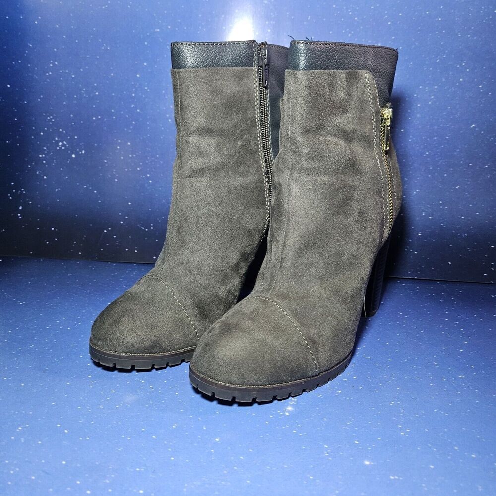 Juicy Couture Ankle Boots 8.5M Womens Livia CHARCOAL GREY Faux Suede Gold Zipper
